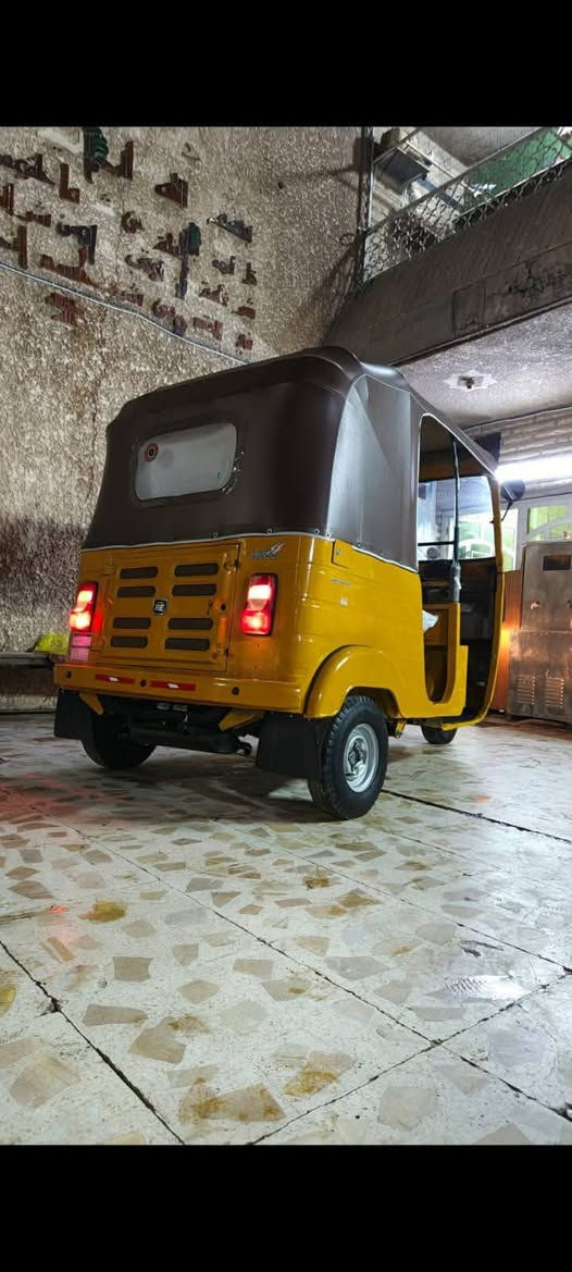 سلام عليكم تكتك البيع 19شهر 10 حلوه اونظيفه كلش تجي اوتفحص ياله تاخذه سعره 3ملاين اونص محتاز اوريد ابيع خاص مامفتوح 
اتصل اودتلل ***********
