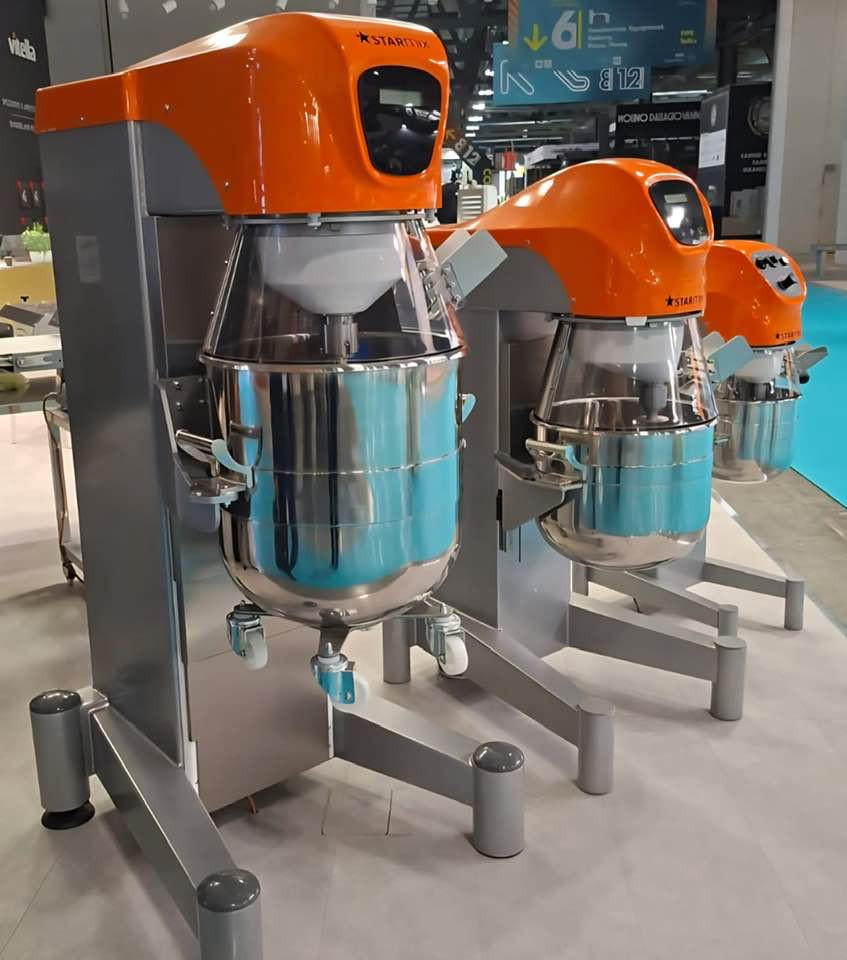 كل رمضان و انت طيب يا حبيب 🌙
وصل الوجبه جديدة  افضل مكائن كريم شانتي 
شركة  تيلمى TELME ايطالية 🇮🇹
مستخدم قليل نضيفه جدآ  ٩٠ % 
دائما احدث الموديلات ايطالية 🇮🇹
📍العنوان : مقابل تيرمينال سليمانية 
للاستفسار يسعدنا تواصلكم معنا على  بيس الأرقام التالية
*********** 
WhatsApp: 00393899265052
