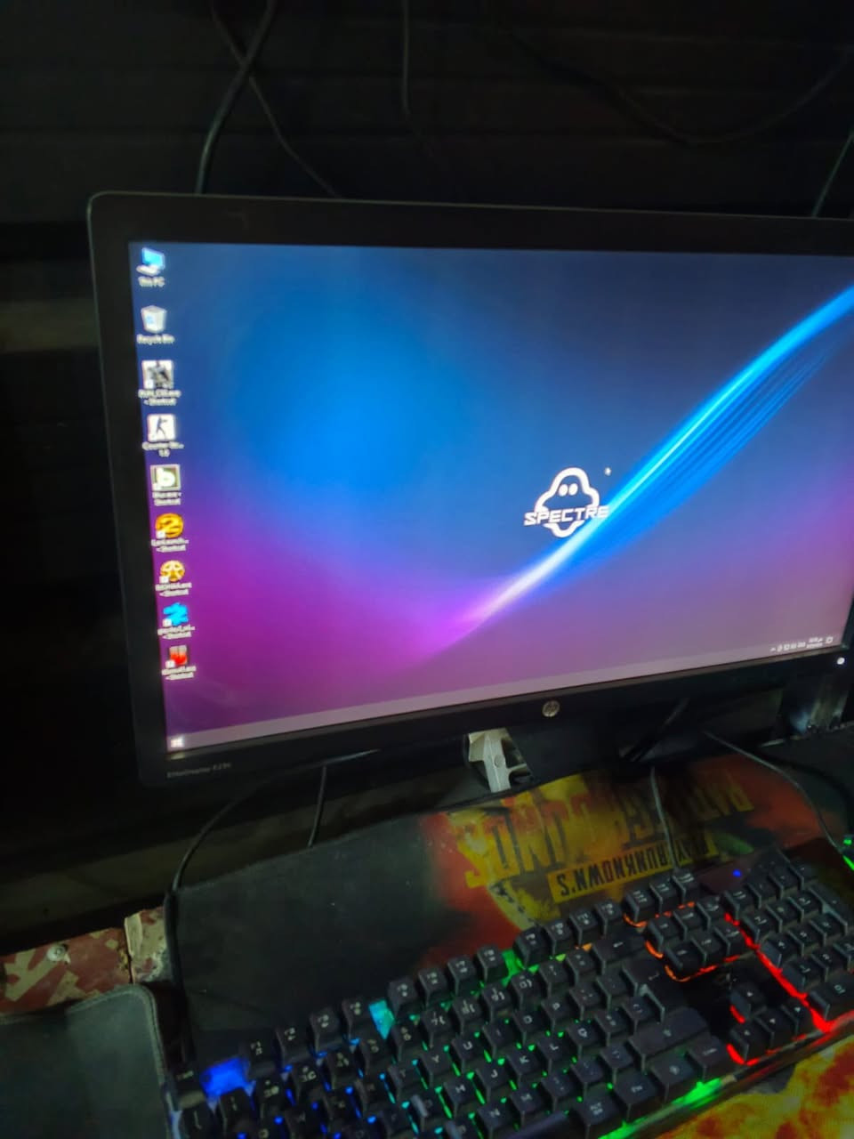 للبيع 13 حاسبه وياهم يوبس اس عدد 7 وياهم كراسي وياهم ميوزه السعر 1700


**إذا كنت صاحب هذا الإعلان وتريد حذفه لأي سبب، رجاءا أرسل رسالة إلى الدعم الفني**