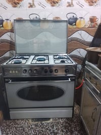 مرخصت الادمن أغراض للبيع  اي استفسار خاص غراض كلهن نظيفات شري خاص او ا...