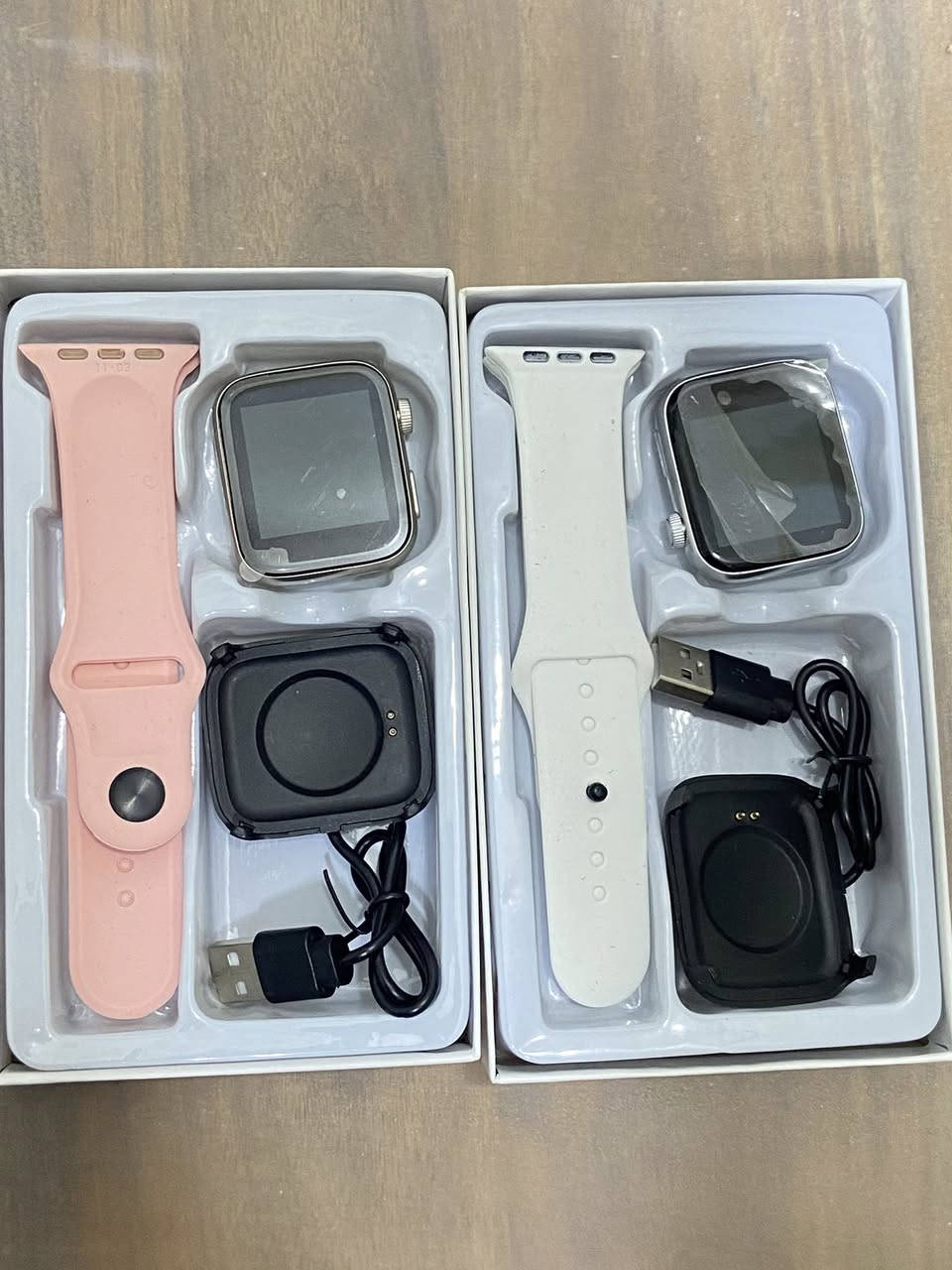 ⌚ ساعة ذكية Smart Watch جديدة ❤️‍🔥
شكل أنيق + مواصفات قوية بسعر مناسب

📱 تشتغل ويا أندرويد وآيفون
🔵 ربط عن طريق تطبيق FitPro

⚙️ المواصفات:
✅ شاشة لمس كاملة
❤️ قياس نبض القلب
🩸 قياس ضغط الدم (تقريبي)
🏃‍♂️ عدّاد خطوات + رياضة
😴 تتبع النوم
🔔 تنبيهات مكالمات ورسائل
🎵 تحكم بالموسيقى
📸 تحكم بكاميرا الموبايل
🔋 شحن مغناطيسي سهل

🎨 متوفرة بعدة ألوان
📦 جديدة مع الكارتون

السعر : 25 الف والتوصيل مجاني 
🚚 توصيل لكل العراق
📲 للحجز السريع راسلنا خاص او واتساب
***********
