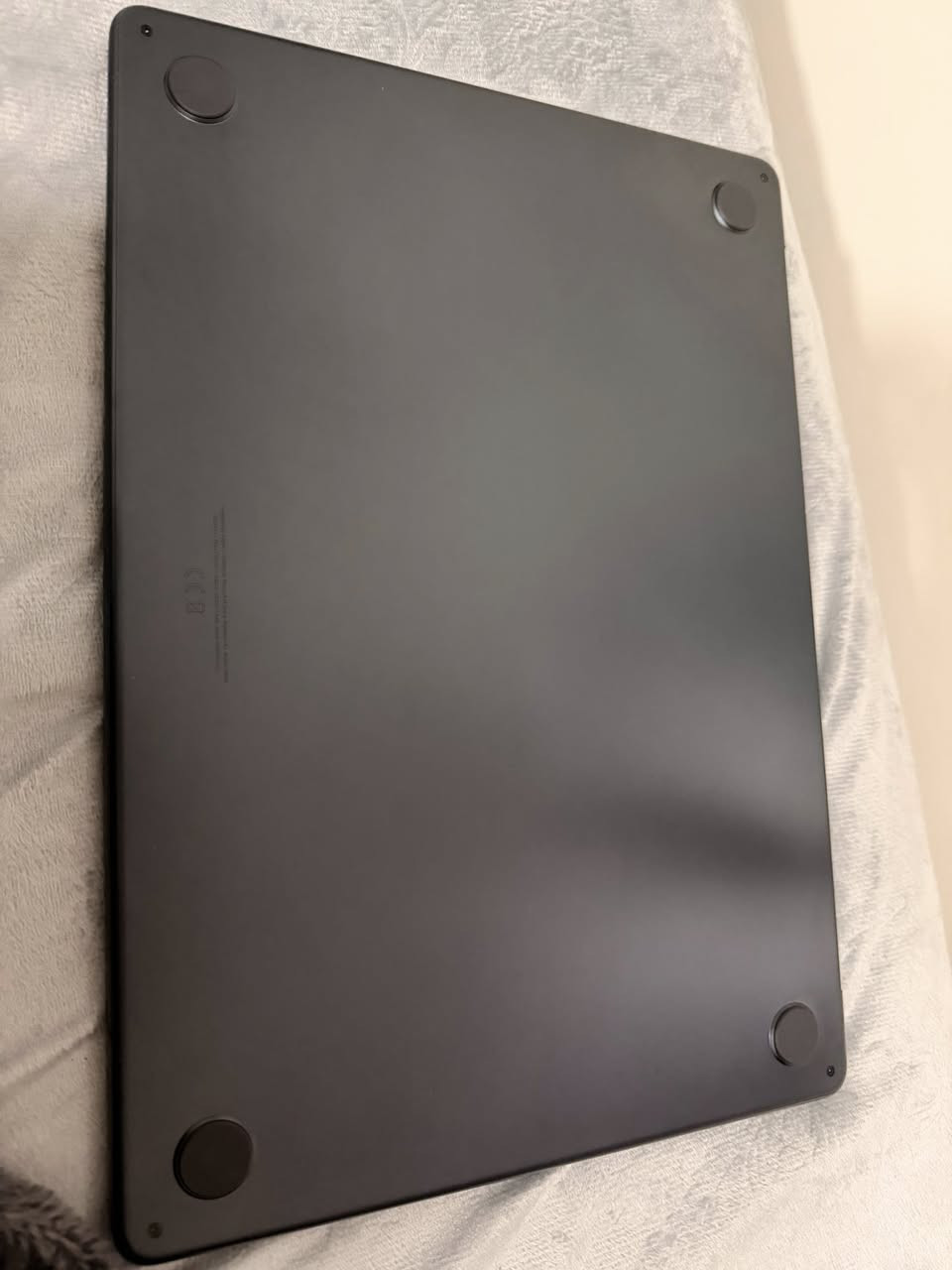 MacBook Air m5 + logic mouse generation 2
Ram 15gb
Hard 512gb
Battery cycles 5
Logic mouse generation 2
الماك شرق اوسط وضمان عربي مشتريها من هورايزن 

السعر مليونين ونص بيها مجال كلش بسيط


**إذا كنت صاحب هذا الإعلان وتريد حذفه لأي سبب، رجاءا أرسل رسالة إلى الدعم الفني**