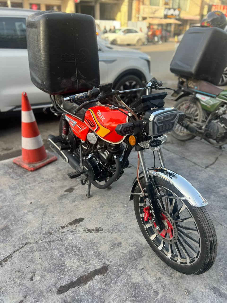 السلام عليكم دراجة موديل 2025 رايدها 850 وبيها مجال مكاني صليخ ال600
***********
