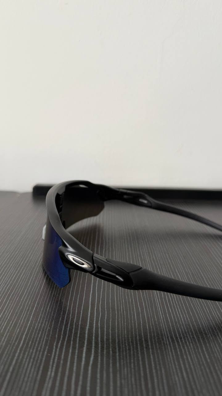 اوكلي امريكية لون مميز 😍Oakley Radar EV Path


**إذا كنت صاحب هذا الإعلان وتريد حذفه لأي سبب، رجاءا أرسل رسالة إلى الدعم الفني**