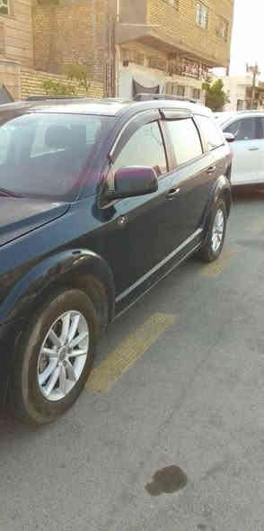 سلام عليكم 
دوج جورني sxt 2014 
6 سلندر 
حادث امريكا جاملغ وبنيد و بلعراق صار بارد بلجاملغ الثاني 
صدر جديد مكينة جديدة تخم تاير جديد 
السعر 115 وبيهة مجال 
مكانها بالكوت 
للاستفسار 
***********
