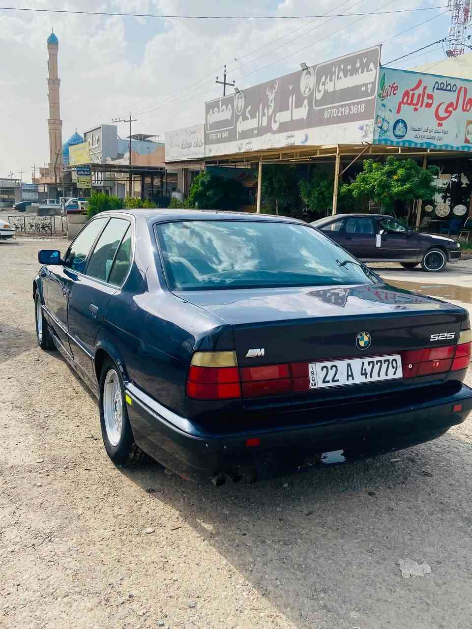 للبیع 520 بیلاد گیر عادی
مکینه 525 
مودیل 1991
سلایت 
۲ جام کهرباء
 سنویه حتا ۲۰۳۰ جدید 
 تحویل بشرط  
۲ قتعه چاملغ ورا بارده بدون  داخل    
مابی کوبون 

سعر 48$ شوی مجال مکانی کرکوک 
( *********** )
