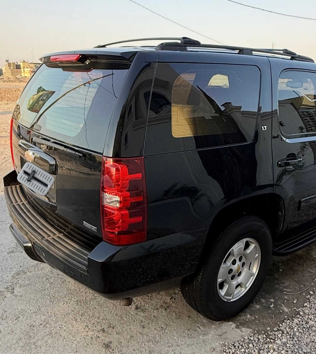 تاهو ادوات  الموديل 2010 LT الون اسود خليجي داخل عسلي  السياره بالكارتون  كفاله من الضربه والگص والفتح والصبغ كفاله عامه برغي مامفتوح بيها  تبريد ثلج كواتم ابلاد  السعر 115$ هاتف *********** البصره
