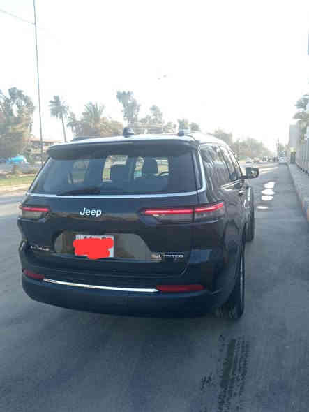 جيب لمتد وارد امريكي بدون حادث 2022 جديده لوك ماشيه 10 الف فول فول مواصفات مكان بغداد ***********
