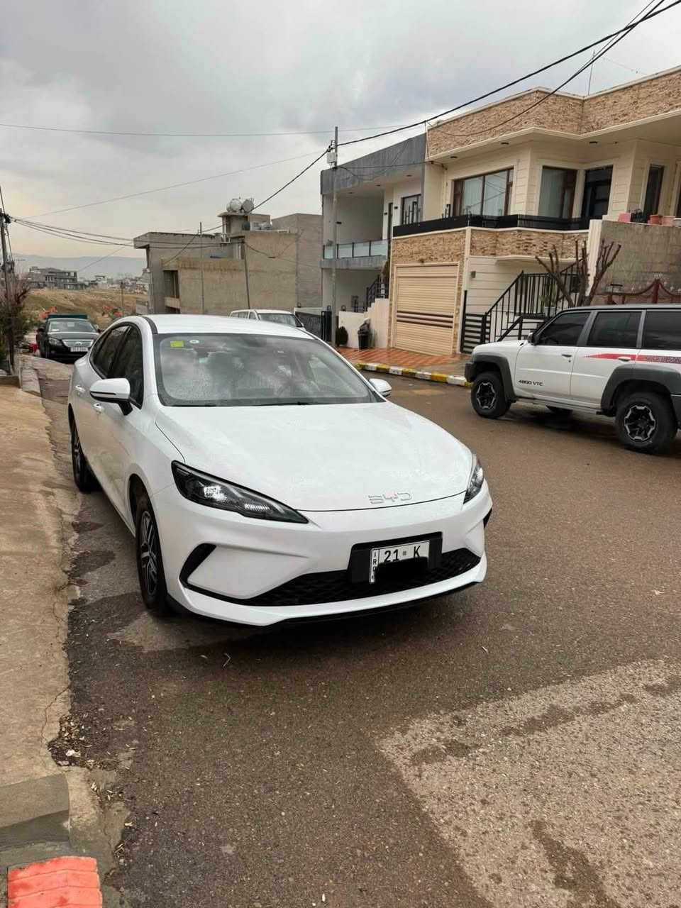 BYD SEAL 05   2025
بێ  بۆیاخ  بێ لێدران    ١٣ڕۆشتوە   هەموو گیانی بە شەرت   
ناو کرێمی  ویل کەپ  گێرو مەکینەی کارەبای بە شەرت  تەحویل و خەرامش  بە ناوی خۆمەوەیە 
سەیارەی معرەز نییە   ڕەقەم سلێمانییە 
شەحن و هەموو شتێکی بیلادی لەگەڵە
*دوو سویچە  بیلاد 
بەرگی کوشنی تێگیراوە   ناو گاعی بۆکراوە  
ناو سنوق 
*ڕونی گۆراوە    Motul 
زیاتر لە  ٣٠٠ هەزار  بەس کەمالیاتی بۆ کراوە
***********
***********

 BYD SEAL 05 2025
بدون طلاء، دون أن يضرب، 13 ذهبا، كل الحياة مهيأة.   
اسم ترس غطاء العجلات والمحرك الكهربائي متحول بشكل مشروط، واسمي أيضا باسمي. 
ليست سيارة صلبة. 
كل شيء يتعلق ببيلي وكل شيء.
2 سويتشز أوف بيلد 
يتم إدخال غطاء المقعد في الحقيبة.  
داخل الصندوق 
*تم تغيير صفاء موتول 
تم تعويض أكثر من 300,000 شخص.
***********
***********
