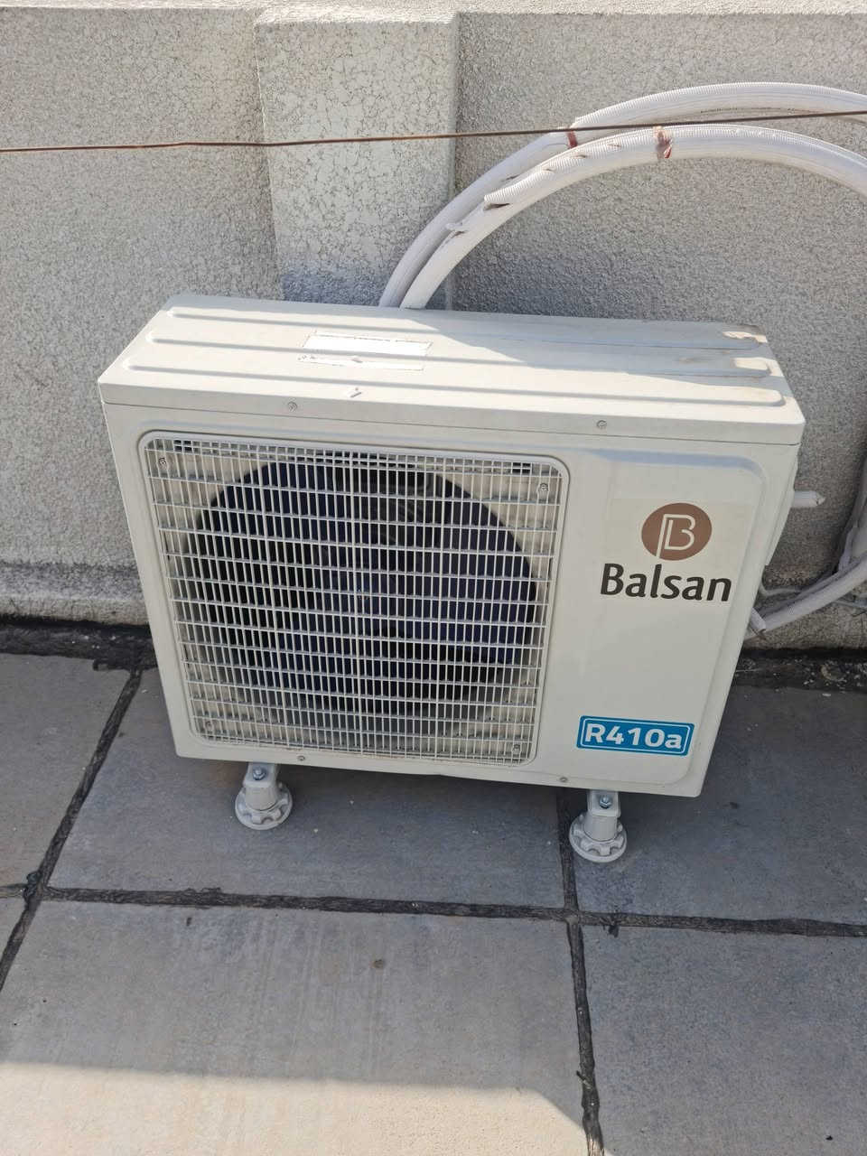 ❄️ مستر  كوندشن ❄️
🛠صيانة🛠 و تنصيب جميع انواع السبالت في بغداد 
تنصيب و تجهيز (فتح و شد و نقل) اتصل وتدلل
 *********** ☎️
*********** ☎️
1-معالجة التسريب (ليك)+ شحن غاز
2-تبديل كابستر ( مكثف )
3-تبديل كمبريسر (ماطور)
4- تنظيف موقعي (غسل )
5-تبديل ڤالڤ عاكس ( للتدفئة)
6-تبديل ڤان الداخلي و الخارجي ( المروحة )
7-معالجة تسريب الماء 💧
8-تصليح كافه الاعطال
