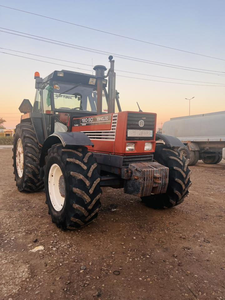 فيات 180 مواصفات للبيع مكينه جاهزه للاستفسار ***********
