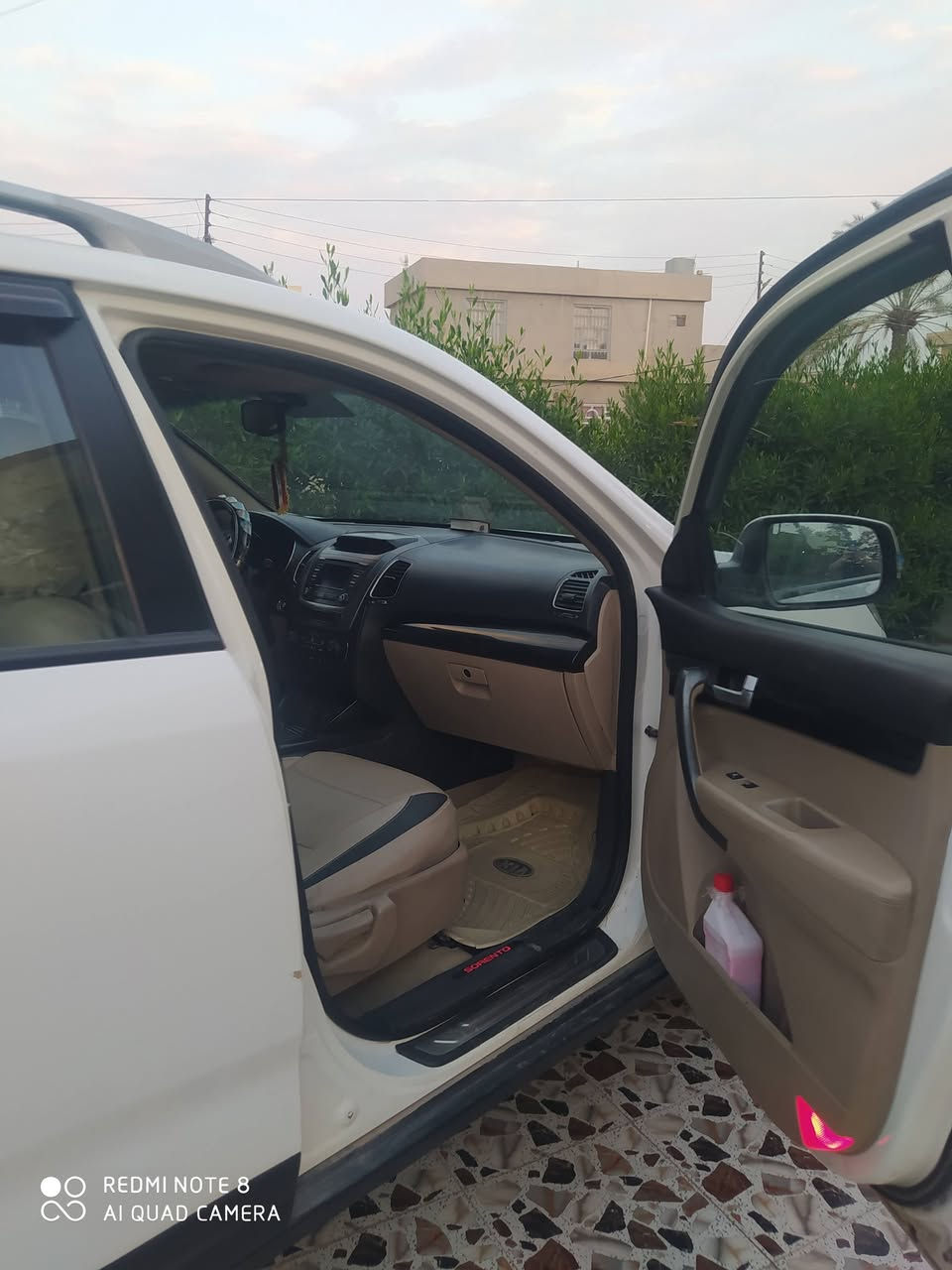 السلام عليكم سياره سورنتو موديل 14فول واحد على واحد مكفوله كير ومحرك وحداديه السيارة جديده مكانها صلاح الدين الضلوعيه للستفسار اكثر اتصل 
***********
***********
