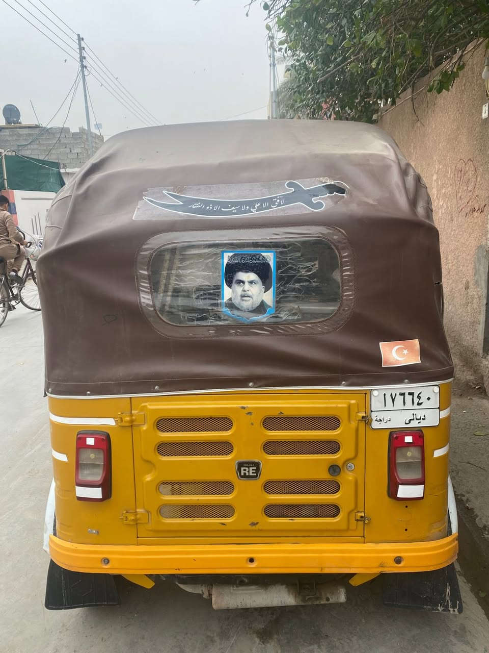 السلامُ عليكم

تكتك موديل 2020 للبيع 
مرقمة لوحة وسنويه بأسمي 
كير ومكينه ونظافه خير من الله ممتعوبه
تحويل ثاني يوم مشروع وطني 
العنوان / ديالى - بعقوبه 
رقم الهاتف / ***********
السعر خاص وتدلل ….
