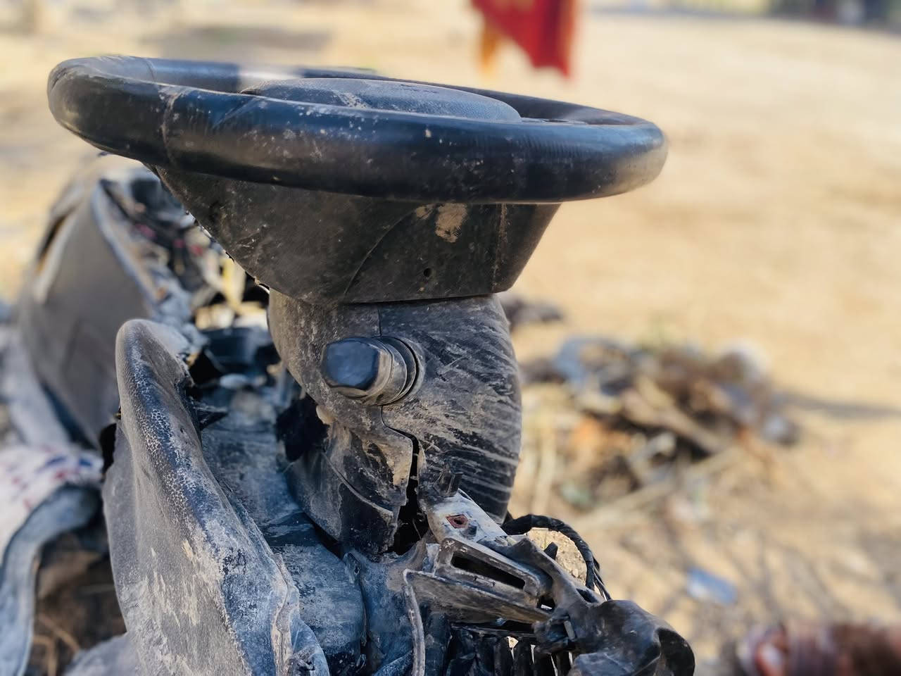 السلام عليكم للبيع ستيرن اوبتما  كامل اتصل *********** السعر 100 بي مجال
