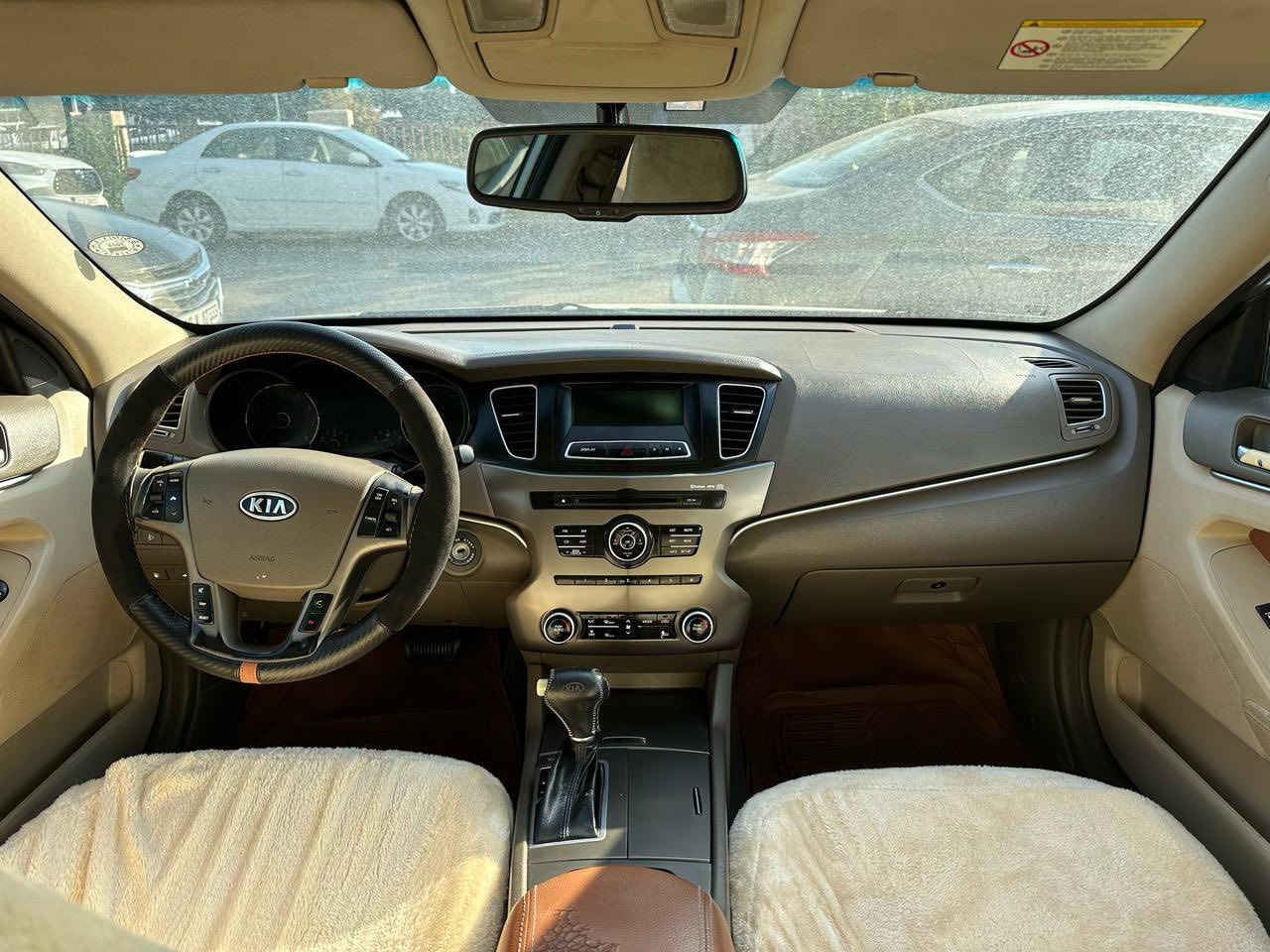 كادنزا للبيع موديل 2013 السعر 130$ وبيها مجال. صلاح الدين قضاء الضلوعيه  الضرر قطعه واحدة الجاملق  خلف السائق 
هاتف 📞 ***********
هاتف 📞 ***********
