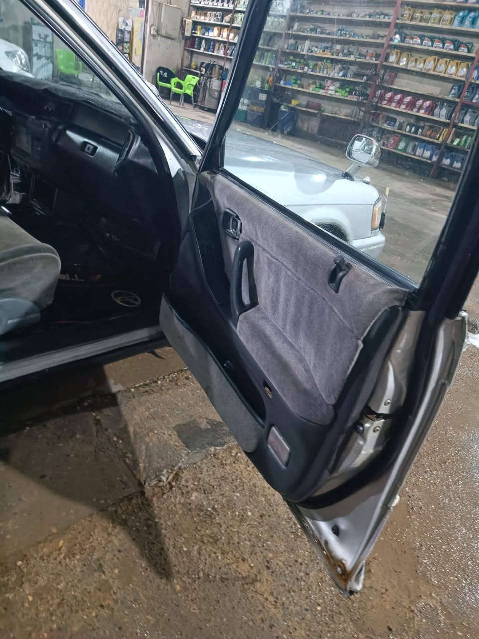 السلام عليكم
كرون أرنب كير مكينه مكفولات مكفولة من الكص نقل جبه 
فقط صبغ جماعيه عام بدون ضربه السياره باسمي
الناصريه 

السعر75
***********
