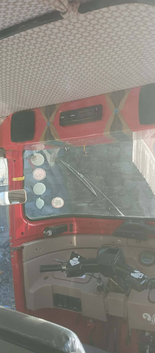 السلام عليكم تيك توك 18 اوراق للبيع المكان جسر ديالى قديم *********** سعر سعر 4,0000 بها مجال الشراي خابرني ويدلل
