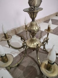٢ نجفة • نحاس اصفر • ٦ دراع