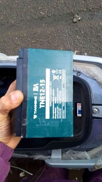 بطاريات جديدة • ٤ قطع • بدون كارتون