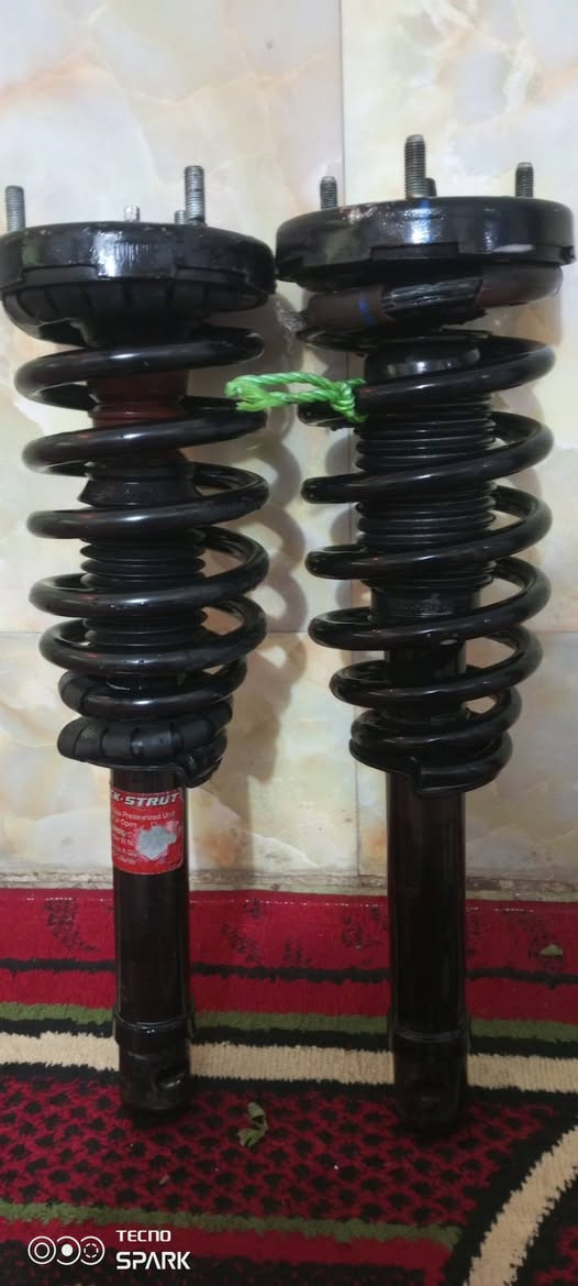 السلام عليكم ورحمه الله وبركاته
دبلات سوناتا مديل 10 
حاويه كارتون بعدهن 
مكاني ناصريه 
***********
