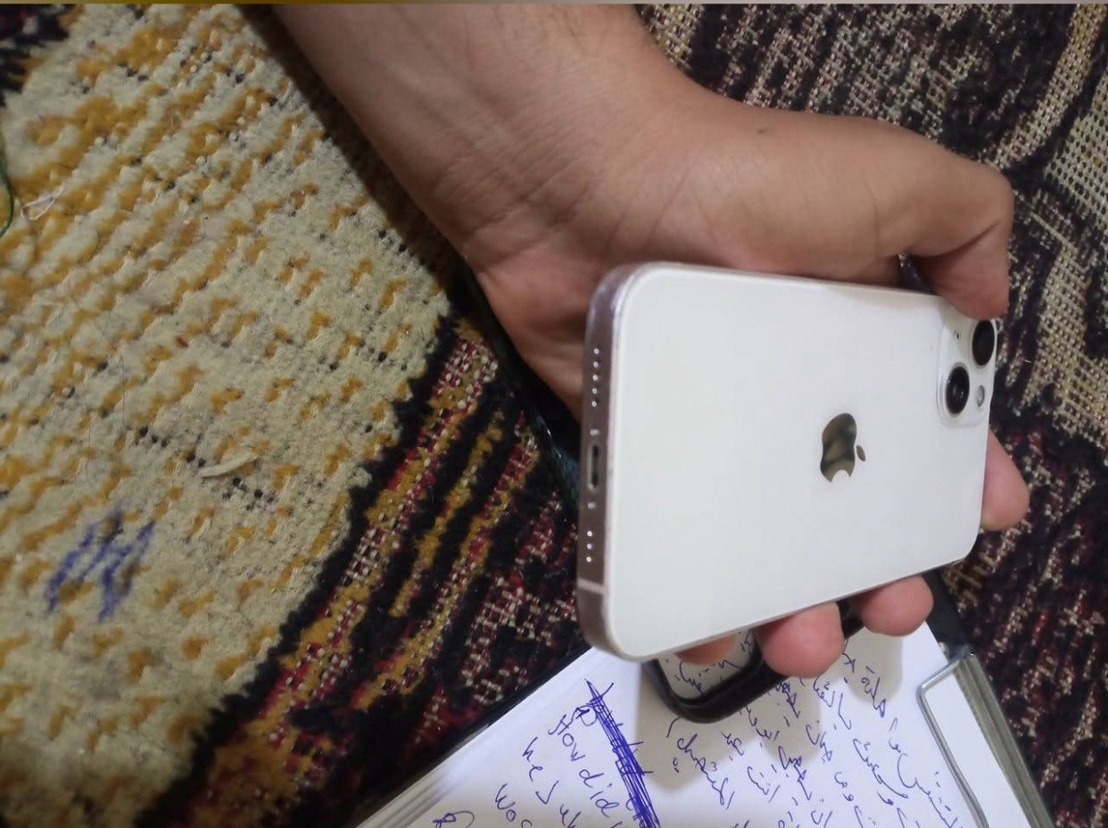 � للبيع iPhone 13 (عادي)

✨ الجهاز نظيف جدًا مبدل شاشه اصليه حاله ممتازه لا تعلك بلشحن ولا لمس وبطاريه تفصيخ 85كلشي تفحصه كامرات سماعات صوت كلشي بي يشتغل 100% بدون أي مشاكل النسخة: شرق أوسط
 يجي وياه شحن ماك سيف.

السعر: 250وبي مجال للشراي العنوان بغداد الشعله
