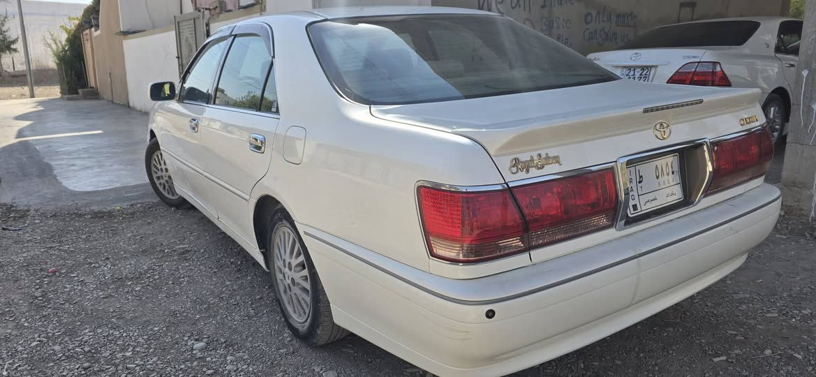 مەلیکە ٢٠٠٢
مووس ١ دوگمە 
مەکینە بچووک
بە شەرتی گێڕ و مەکینە
کامل مەسروف
سەیارەی مەعرەز نییە ونوقسانی هیچ نییە
شوێن مووسەکەشی ماشااللە ئەڵێت شوشەیە
سعری کۆتایی ٤٦ گەڵا
شوێن: زەڕایەن.
***********
ڤایبەر واتس ئاپی لەسەر 
کێ حەزی لێ بوو لە خزمەتیام.
