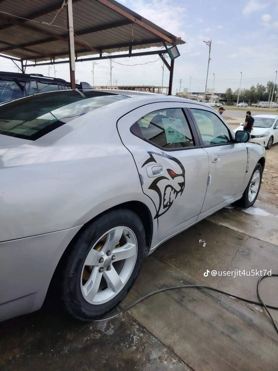 جارجر  موديل 2007 مكينه وكير جدد
تخم تايرات 
حداده جديده 
رقم أربيل وصاحب الوكاله العامه بالبصره 
تبريد شغال 
السعر 100 ورقه 
الاتصال على الرقم ***********
