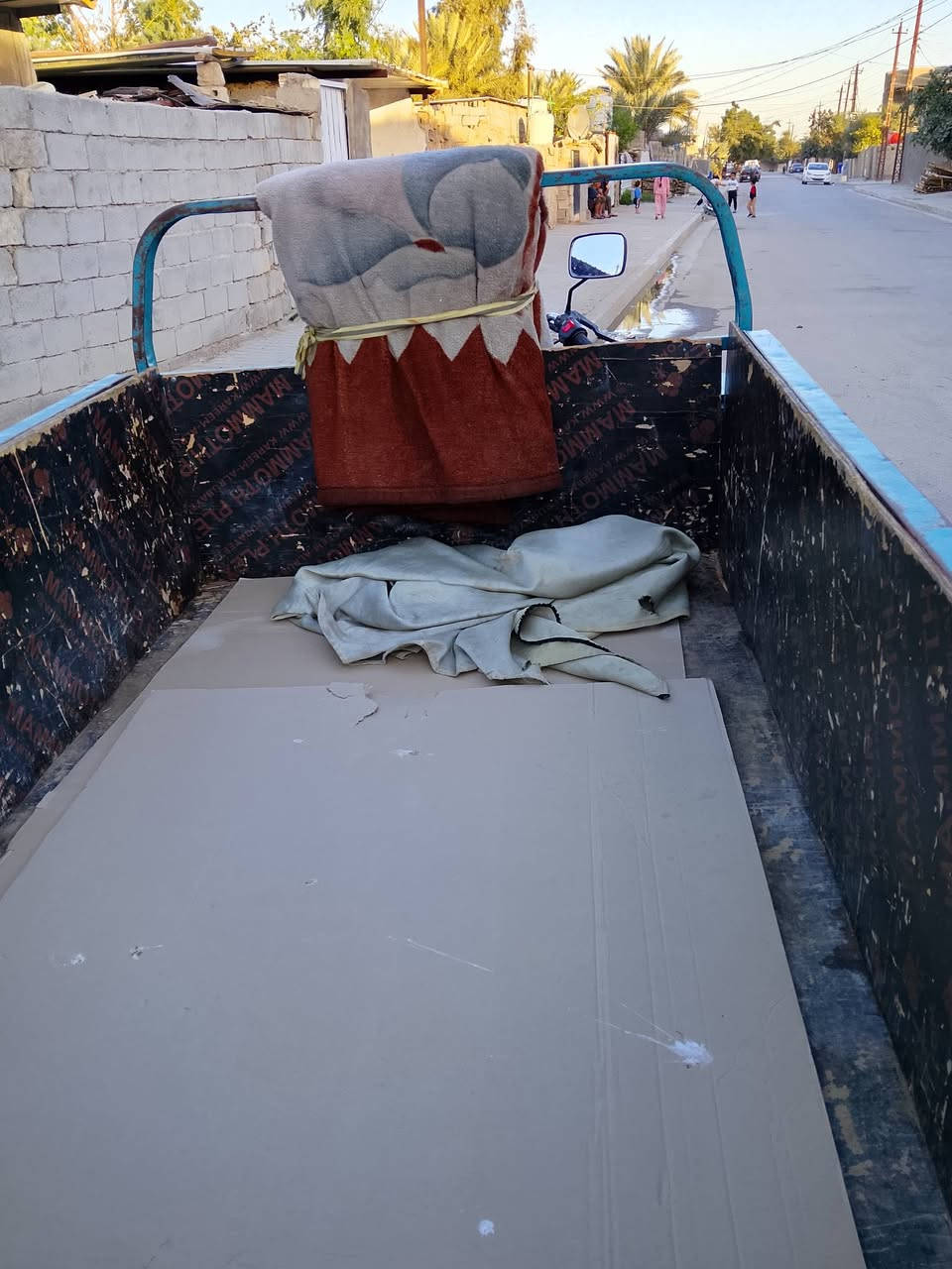 سلام عليكم ستوته للبيع جمره موديل 22 اوراق اصوليه 
***********
***********
