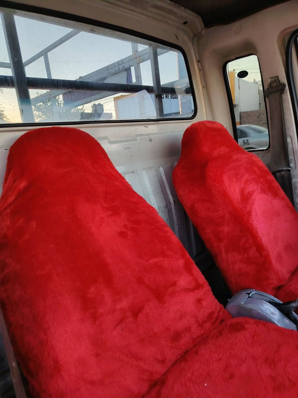 ها نفي للبيع مو ديل 2011 سه يار مكان دوز خورماتوو ***********
