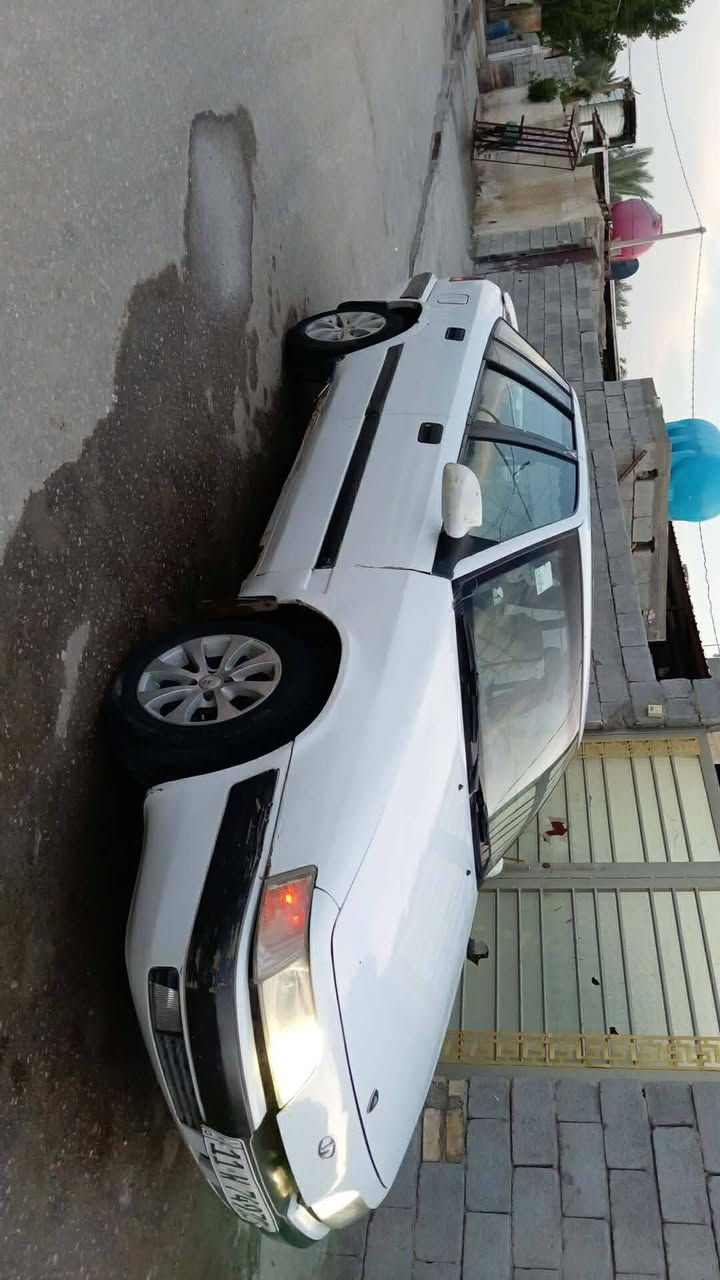 دايو اسبرو موديل 95 بغداد بأسمي 
كير اوتو محرك خير من الله تخم تاير باتري جديد حداديه 70 بالميه السيارة شوفه عينكم طابگها بالباب لكيت الجامه مكسوره ابيعا على هذا الوضع بدون جامه السعر المطلوب 28 وبيها مجال للشراي اخواني كل واحد يمدد على طول غطى ماعاجبك لاتعلق رجائآ *********** *********** مكاني بابل جبله
