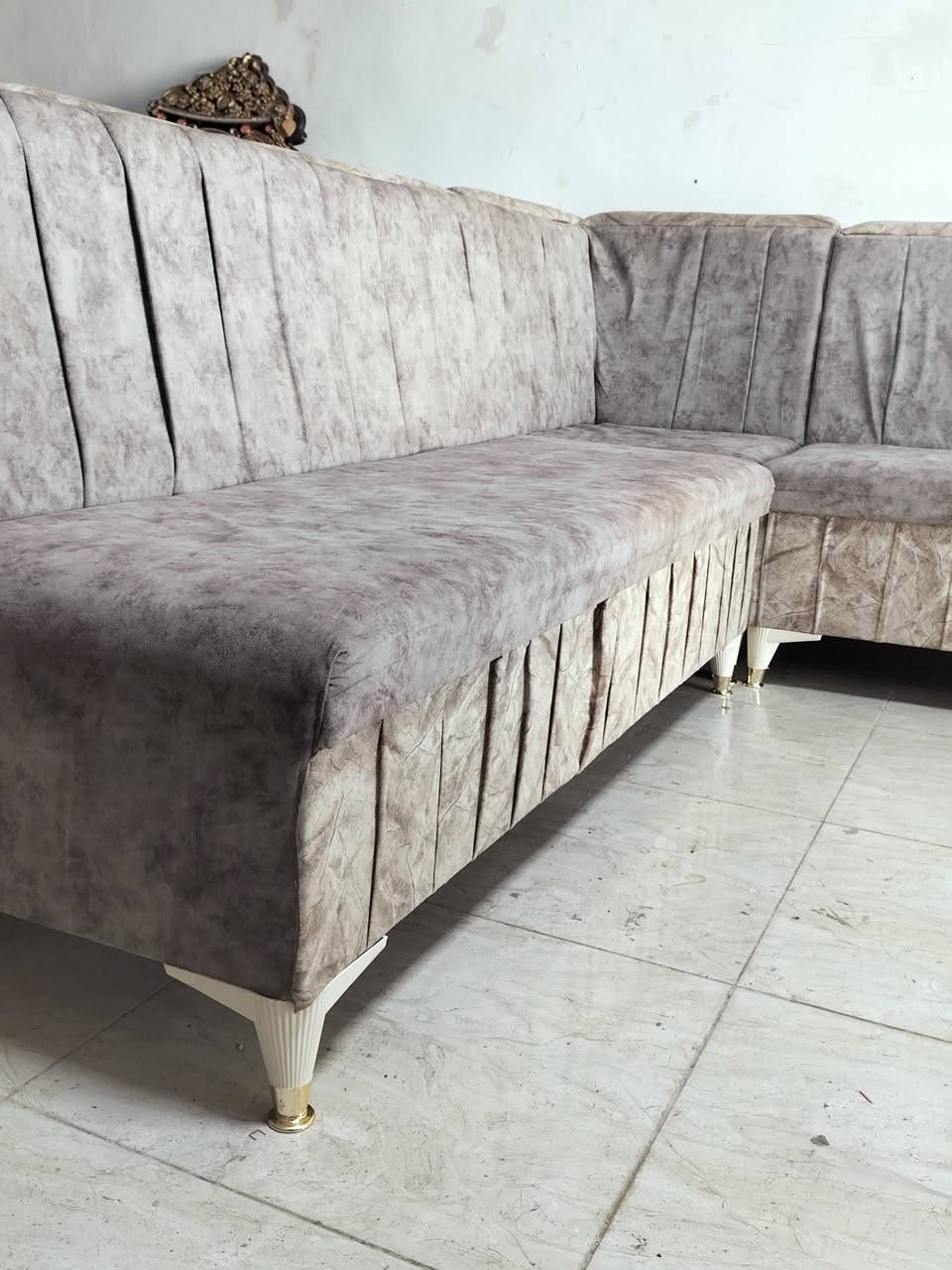 السلام عليكم ديوان 7امتار نضيف لوك سفنجه لوك مابي كل عيب فقط هاي لچع للبيع سعر 130وبي مجال مكاني كركوك كوباني اتصال على الرقم((( *********** ))) #معرض الياقوت للأثاث والمواد المنزلية
