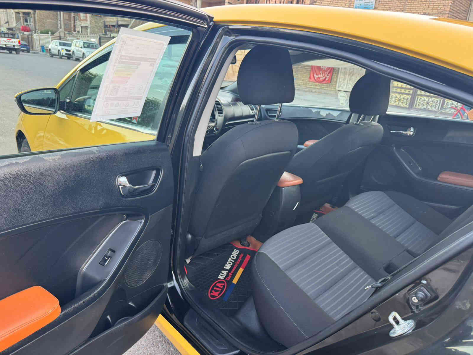 كيا فورتي للبيع موديل 2017 وارد امريكي حادثها بنيد وجاملق بدون دواخل السياره اليبل واحد مكينه 2000 دوش مكينه وكير مامفتوحات بلاديات لاصرف ولا تبخير  مواصفات فول  ماعده الفتحه بصمه شاشه كامره تكمات اشاير بلمري مري شفط ماصده لد بكلايت لد صدر امامي وخلفي جديد تخم تاير جديد تبريد تتفئه رقم بغداد الدولي الجديد هزه وسنويه 2028 السياره بدون ايرباك  السعر 120 قفل بدون مراوس لاستفسار على الرقم *********** عنوان بغداد البلديات
