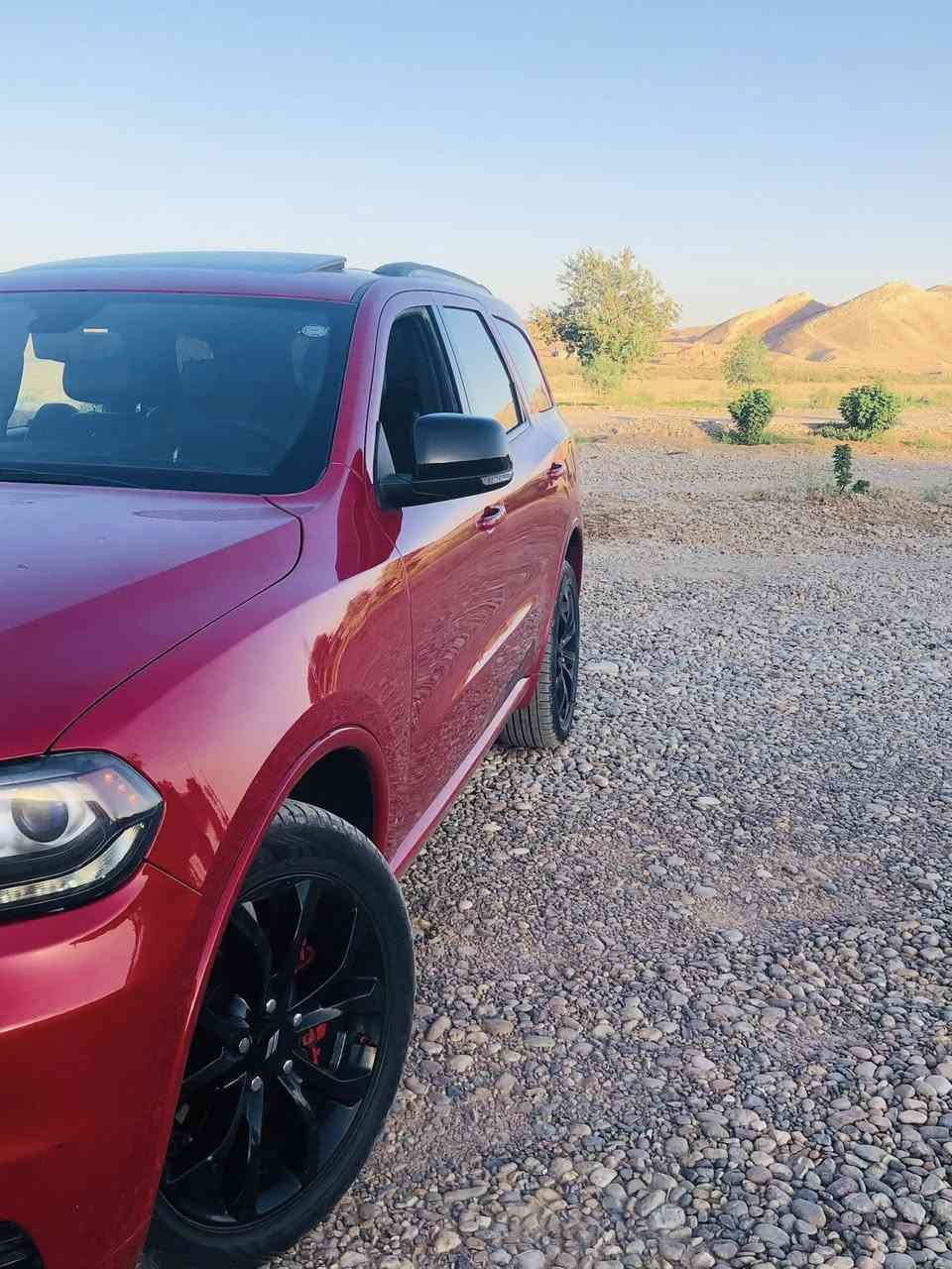 السلام عليكم DODGE DURANGO 19 GT BLACK TOP
3,6 V6للبيع محرك سته سلندر 

:مواصفات السياره

سقف سلايد 

كشنات تدفئة

صندوق كهربائي 

تشغيل عن بعد 

شفتات ستيرن 

نقطه عمياء وتو ستوب 

ECO,SPORTانضمهة قياده 

تضليل المرايات

توقف ذاتي Auto Stop

حساسات خلفيه 

Anndroidplay/Carplay

كشنات/الكنتارا وجلد

 وارد امريكي miالسيارة ماشيه الف93

 السياره مابيه اي نقص تخم تايرات جديده حداديه 

السياره مابيه حادث بس بيه طخه بل خامرلغ عكس السايق مبدل وربع الباب مطخوخ يعني السياره بيه قطعتين وبارد باب السايق .ومحرك امبدل بلادي٢٠٢٤  غير ذني السياره مكفوله 

سبب البيع: السفر بدال منعوفه بل بيت كلنه انبيع وشايف خير اليشترية.

1C4RDJDGXKC586071 رقم الشاصي

مكان السياره كركوك

سعر السيارة 240

رقم تلفون *********** 

للاستفسار اتصال على واتساب فقط او مراسله صفحتي
