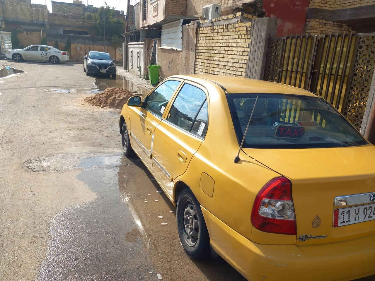 السلام عليكم
فيرنا موديل ٢٠١٥ سياره جاهزه كل نقص مابيها طختها بس بالجاملغ الخلفي بدون دواخل رقم انكليزي  السياره بأسمي مصفره هيئه غرامات المكان بغداد حسينيه الراجديه السعر ٦٨ وبيها مجال  
الرقم للاستفسار :  ***********
