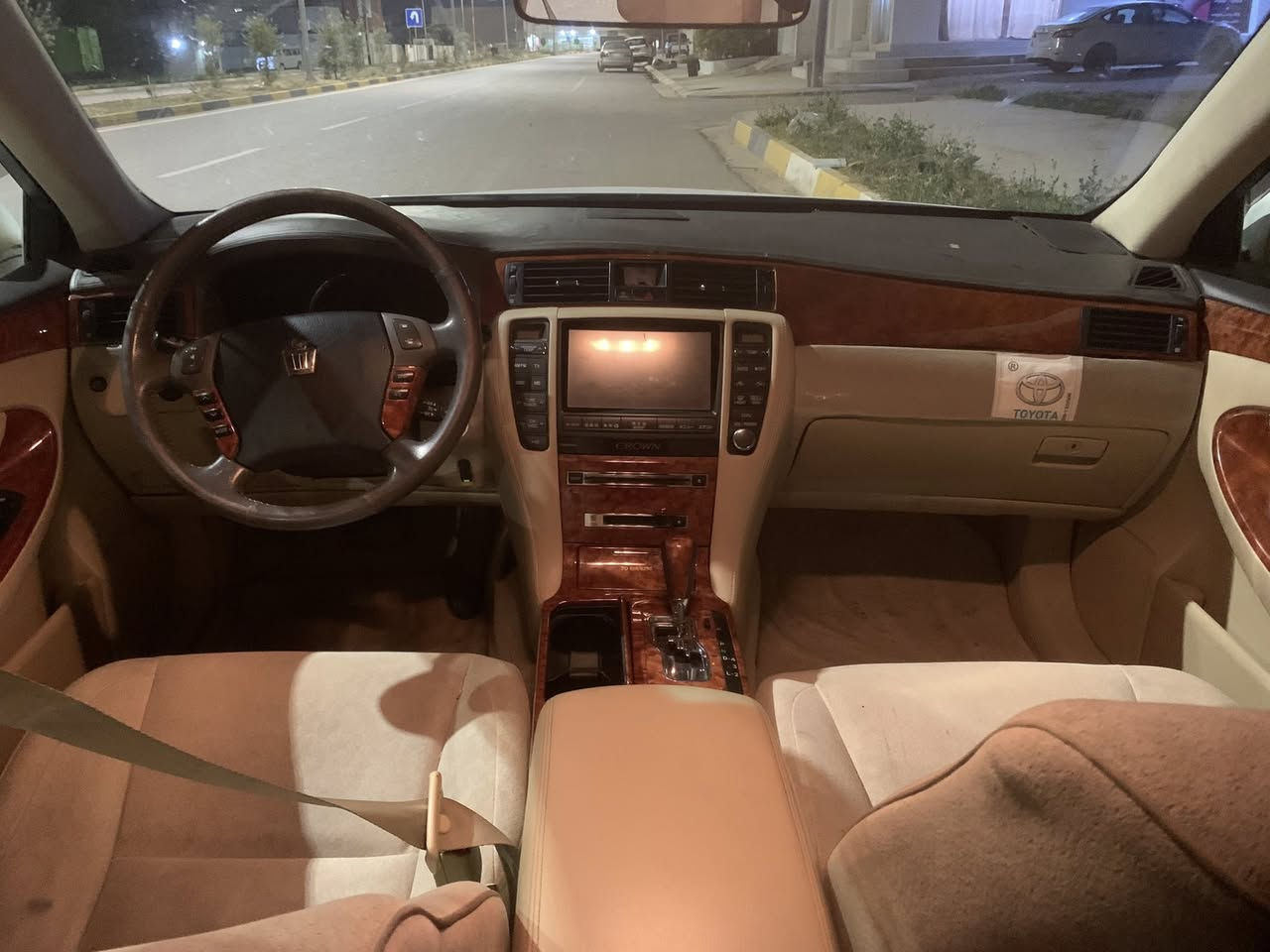 شاهینە بــڕاوە بۆ فرۆشتن 
٢٠٠٥
کامیرە  دوو دگمە 
١٨٢ گەورە بە گەورە
بێ دوکەڵ 
٤٩ $ گڵاو و مەجال
لە کەلارم 

0774 019 9155
