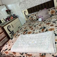 غرفه نوم • بها مجال • للبيع
