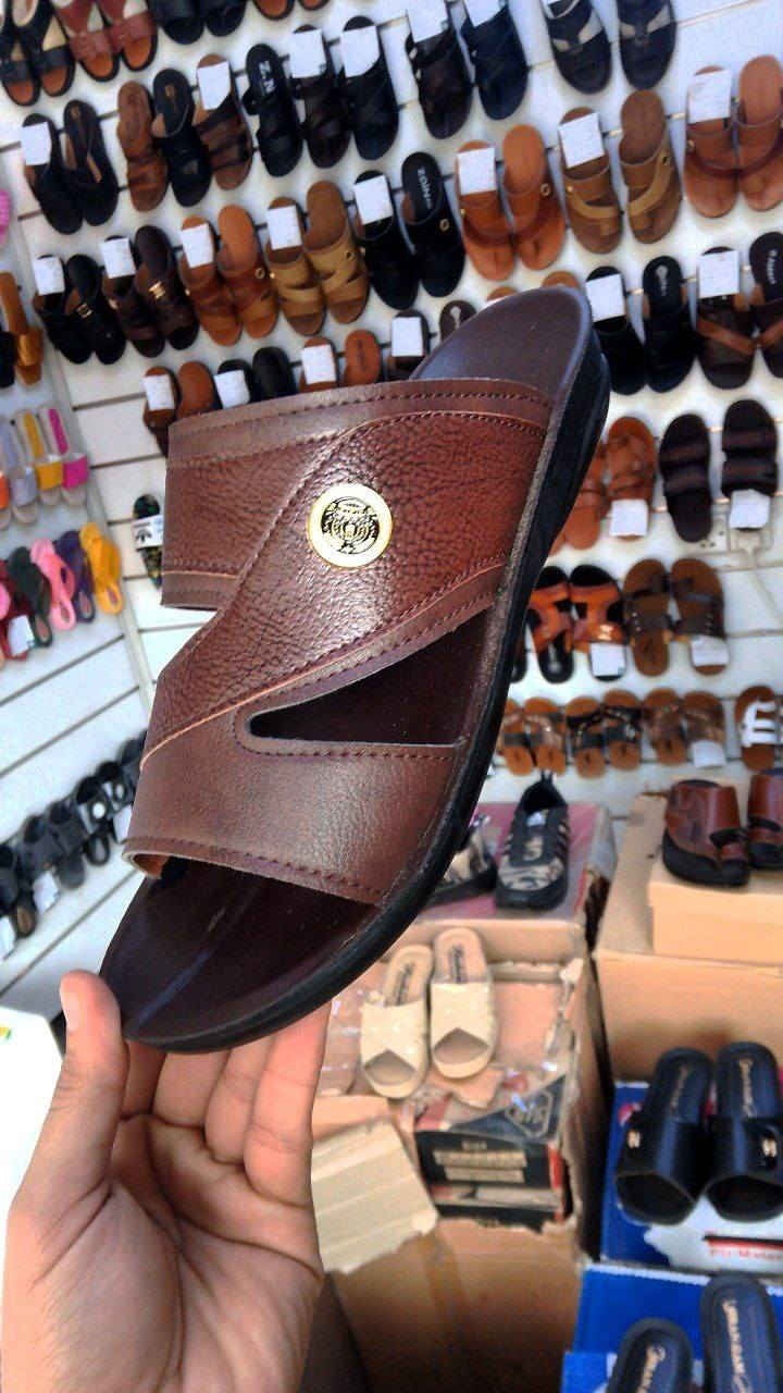 🌹شكراً لاختياركم وكالة اسو 🌹 
🌹مجمع الفرسان للجملة🌹
⬇️الملاحظات
✅خطوات الحجز ✅
1-ارسال صورة الموديل
2 تحديد العدد المطلوب والانتباه للقياس
3-رقم وعنوان المستلم 
يتم الرد على رسائل📲
الحجز واتساب فقط https://wa.me/+9647866117376
من ساعه 10صباحاً لغايه 8 مساءآ

تتوفر خدمة التوصيل الى كافة المحافظات


**إذا كنت صاحب هذا الإعلان وتريد حذفه لأي سبب، رجاءا أرسل رسالة إلى الدعم الفني**