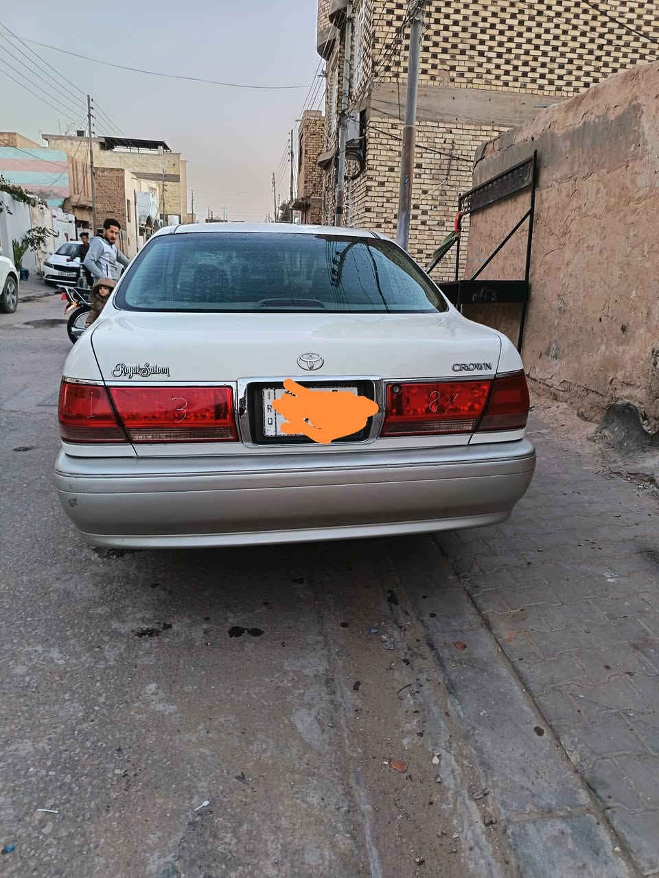 ملكه 2001 رقم الماني نجف مداور سنويه بأسمك سنويه نافذه 2027 قرار 48  بيه كصه قماره فقط باقي كفاله كرستال محرك D4الصغير كشن ومري كهرباء دكمتين سياره  مكاني نجف سعره115وبيه مجال+*********** راعي السياره... ... اني مكلف بل نشر
