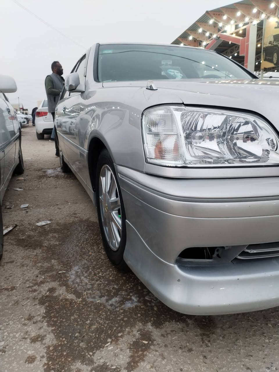 سلام عليكم للبيع ملكه كراون لون سلفري كفاله عامه رقم كركوك مدفوع كمرك وضريبه كامله باقيه عل رقم موديل 2001 اصل قرار 48 شاصي 75
وكاله ثانيوم
مواصفات فول عده الفتحه 
4دكم
تحكم ستيرن
كشنات كهربائي
مري شفط
ويل نجمه ابيض
تخم تاير
حدايده 100:100
كير كارتون
مكينه كارتون ديفور الجبير
تبريد ثلاجه
تتفئى
دواخل رصاصي جديد
تخم سماعات +دمام
سستم قفاله ريموند
السعر 115 وبيه مجال
عليه غرامات ينقطع من السعر
مكاني النجف الكوفه ناحية الحرية ***********
متواجد عل فيس
