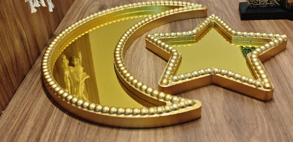 سلام عليكم من رخصه صاحب الكروب 
هاذي القطع متوفره الي يحب  يراسلنه ع واتساب *********** ونذكرله الاسعار توصيل داخل لحسينيه 2 الف 
بغداد و محافظات 5الف
