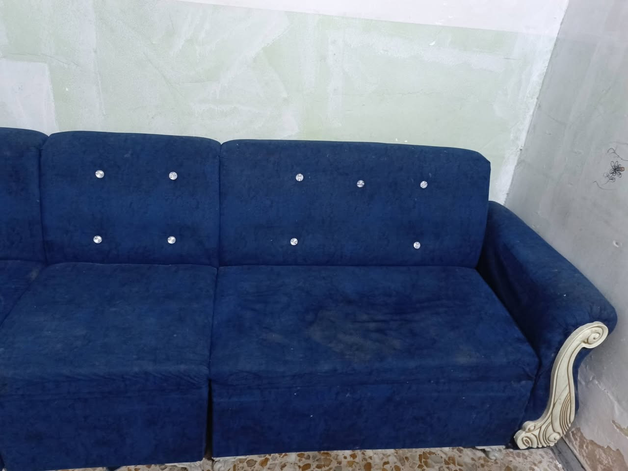 تخم قنفات 10 مقاعد للبيع ب 150 الف مكاني بغداد كفاءات السيدية


**إذا كنت صاحب هذا الإعلان وتريد حذفه لأي سبب، رجاءا أرسل رسالة إلى الدعم الفني**