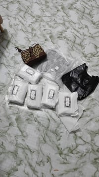 8 جنط شلع على 15 وبالعافية 07811603378