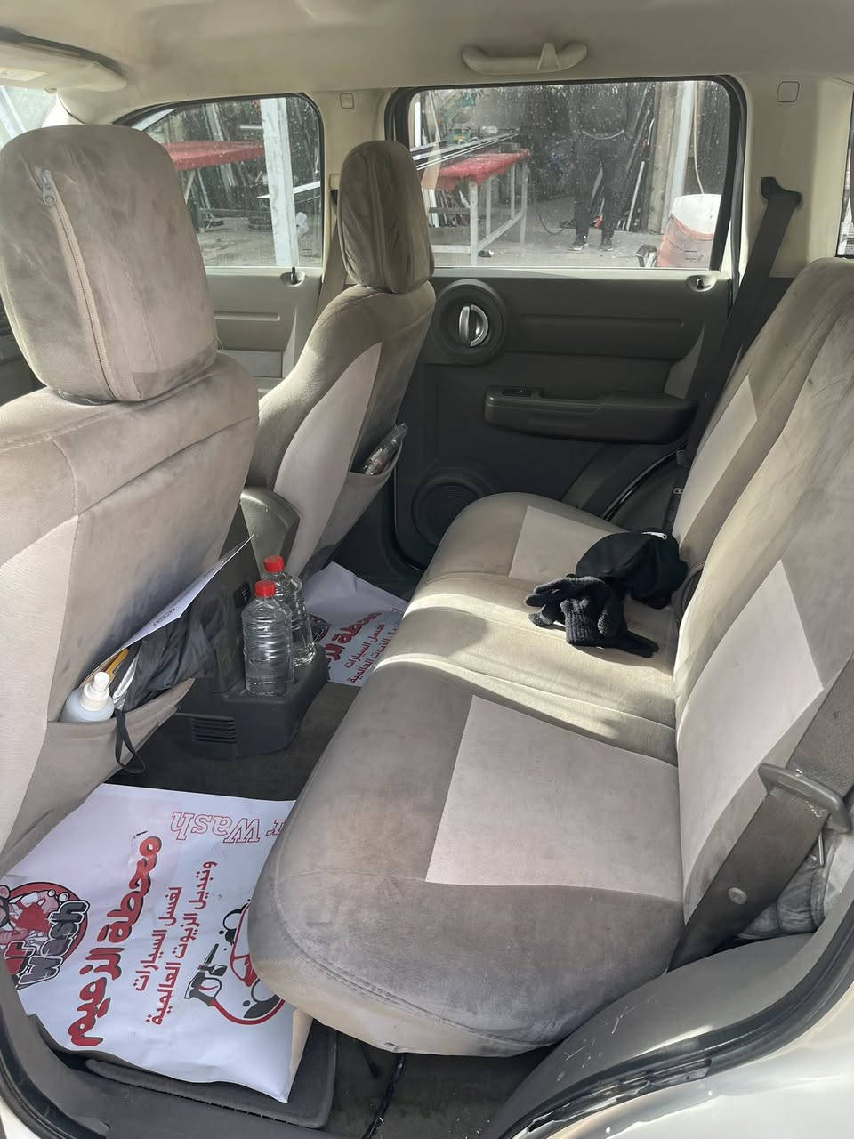 السلام عليكم دوج نترو 2009السياره كلش نضيفه ستخدام شخصي مشايه 73 الف السعر 85 سونار موجود مع الصور***********
