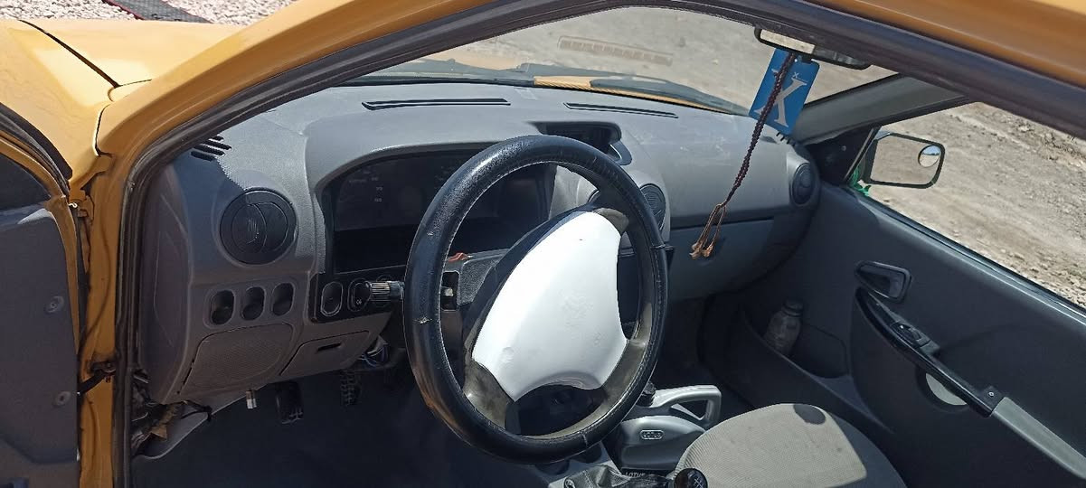 سلام عليكم سايبه للبيع موديل ١٢شراي تصل وبيك خير وتدلل (***********)

