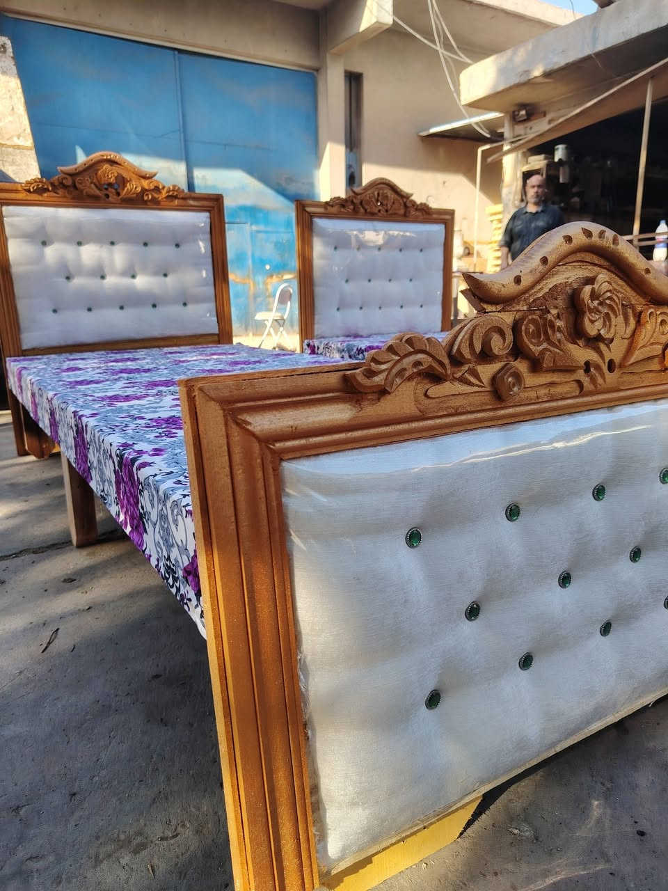 سلام عليكم جرابي نفر دوشمه زان عرض خاص 💥للحجز والاستفسار التواصل *********** بغداد جرابي دوشمه نفرين ونفر الأسعار مناسبه زان مصري اي لون يعجبك نسوي ❤️
