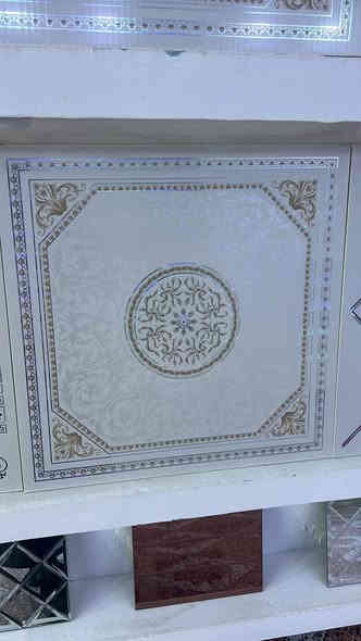 بلاستك صيني وليس ايراني الثقيل 8مل الضمان متوفر الان في مجمع الرشيد للديكور
***********
