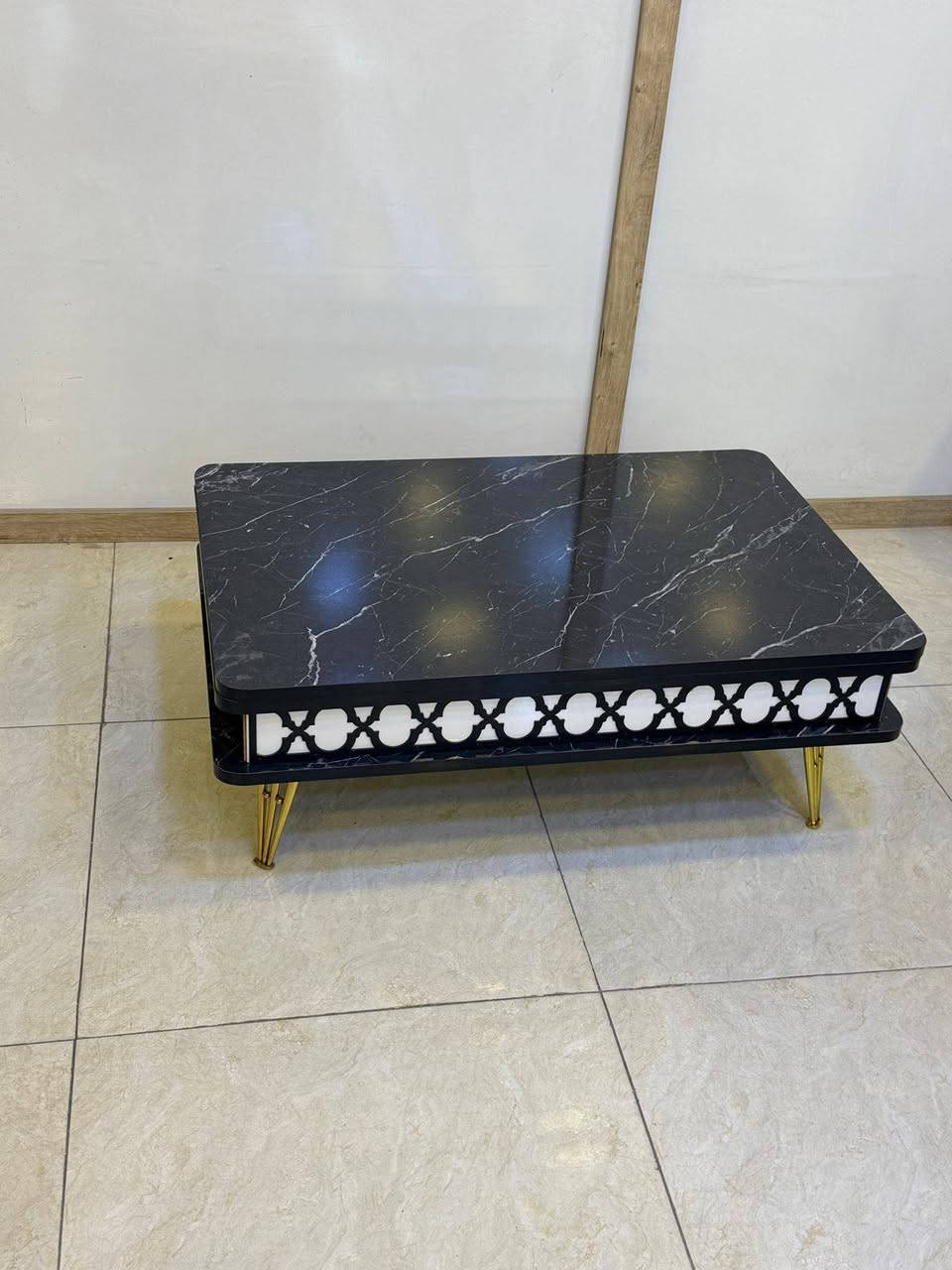 جوده الصناعة والذوق العالي الذي يليق بعملاء
 شركة الدار البيضاء للاثاث الحديث
توفرت طبلة وسطيه جك بألوان مميزه 
 التوصيل :
داخل بغداد والمحافظات 
للتواصل مراسلتنا على الصفحة الرئيسية او الرقم ***********:
