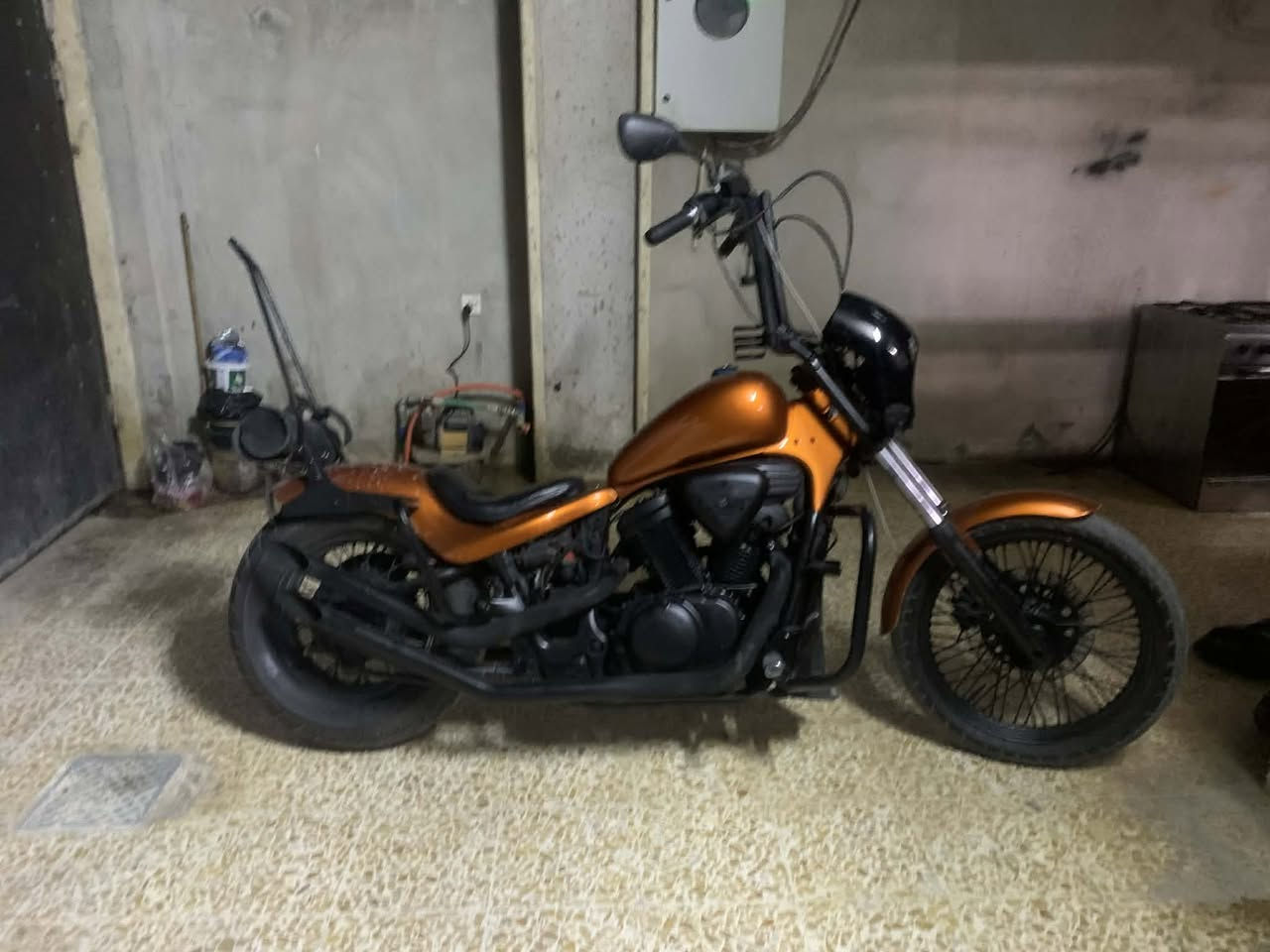 ستد ٦٠٠ للبيع مكينه ما مفتوحه رقم نينوى نقصها بس صفاحيت سعرهم ٢٠ الف صبغ جديد مكينه وكزوزات مصبوغات جماليه اسود حراري الدراجة مزوده الطول عرض ببر السعر ٢٠ وبيها مجال حك جيه


**إذا كنت صاحب هذا الإعلان وتريد حذفه لأي سبب، رجاءا أرسل رسالة إلى الدعم الفني**