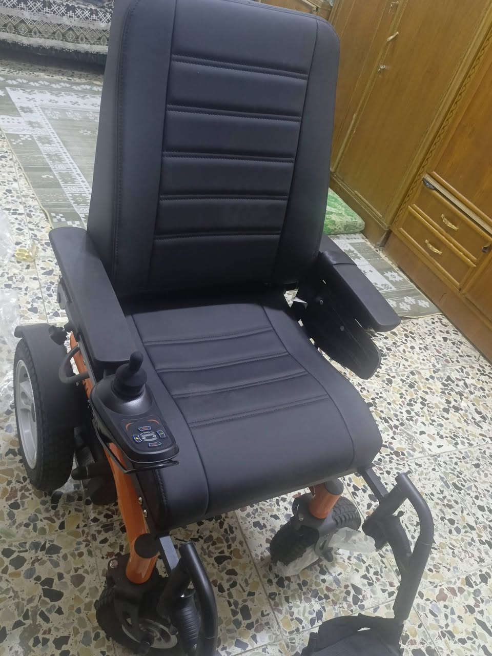 كرسي كهربائي جديد زيرو سعر 600 ألف


**إذا كنت صاحب هذا الإعلان وتريد حذفه لأي سبب، رجاءا أرسل رسالة إلى الدعم الفني**