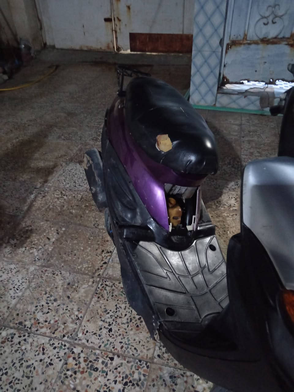 سلام عليكم دراجه يوماهاا فحل للبيع دراجه شغاله من ساسها رأسها كهربائيات شغاله سلف شغال بس عوزها باتري تواير جدد مكينه نااااعمه كلوبات مابيهاا مفتوحه مره واحده بدل بيهاا بس بوشه وبستم دراجه حلوه ونضيفه بيهاا بس هاذ كفر مو حلو رصاصي عوزهاا بس كفر كدام عنوان حولي الاف دار سعر ٢٠٠ وبيهاا مجال


**إذا كنت صاحب هذا الإعلان وتريد حذفه لأي سبب، رجاءا أرسل رسالة إلى الدعم الفني**